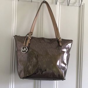 Michael Kors tote bag - limited edition in excellent used condition. Like new.